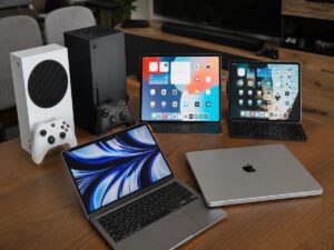 Microsoft en Apple verhogen prijzen door AI vraag naar geheugenchips
